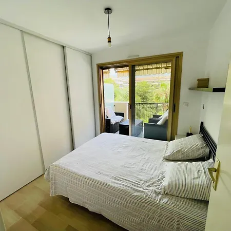 With Tropical Garden And Mountain View Location 아파트 *